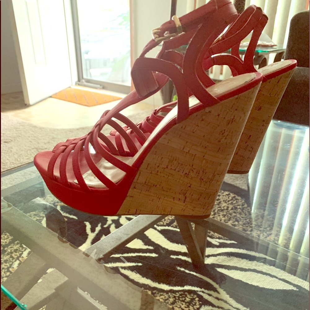 Wedge shoe